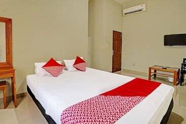 هتل Oyo 3443 Rd Kost2