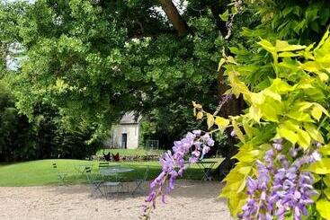 پانسیون Domaine Saint Hilaire