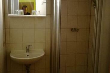 هاستل Landgasthof Zur Erholung