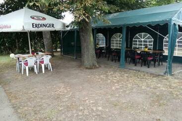هاستل Landgasthof Zur Erholung