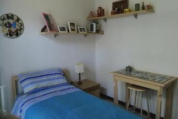 تختخواب و صبحانه Casa Di Amici