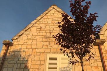 تختخواب و صبحانه Casa Zucchetta