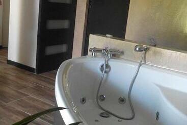 تختخواب و صبحانه Chambre Zen