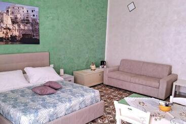 Donatella Bed And Breakfast