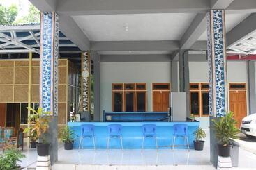 هتل Pondok Wisata Dan Restoran Elim