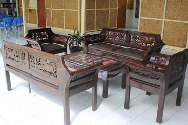 هتل Pondok Wisata Dan Restoran Elim