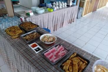 هتل Pondok Wisata Dan Restoran Elim