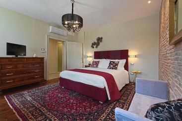 پانسیون 28 Alla Rotonda