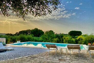 تختخواب و صبحانه Casa Relax Isabelle