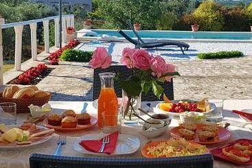 تختخواب و صبحانه Casa Relax Isabelle