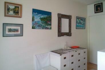 تختخواب و صبحانه Chambres D Hôtes Issy Paris