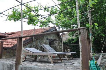 هتل Agriturismo B&b Luna Di Quarazzana In Fivizzano Tuscany