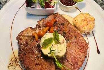 هتل Roser House Boutique   Pe Malul Lacului Colibita