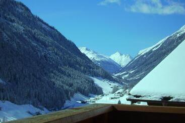 پانسیون Garni Austria Kappl