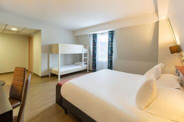 Best Western  & Spa Pau Lescar Aeroport - Lescar