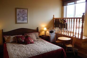 هتل Canadas Best Value Inn & Suites Summerside