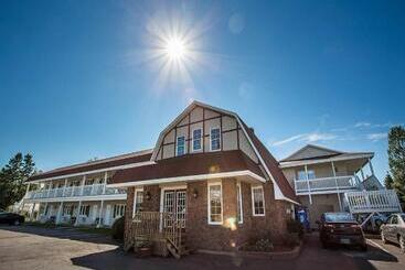 هتل Canadas Best Value Inn & Suites Summerside
