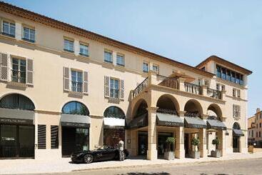 호텔 De Paris Sainttropez