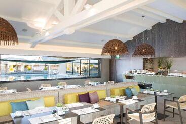 호텔 De Paris Sainttropez