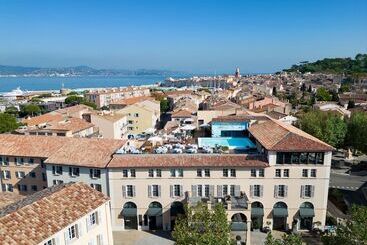 호텔 De Paris Sainttropez