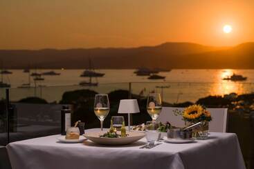 호텔 De Paris Sainttropez