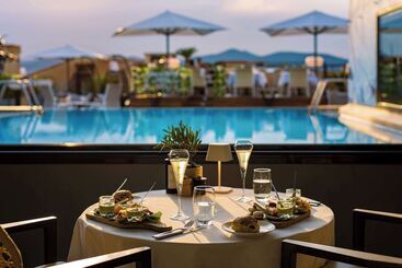 호텔 De Paris Sainttropez
