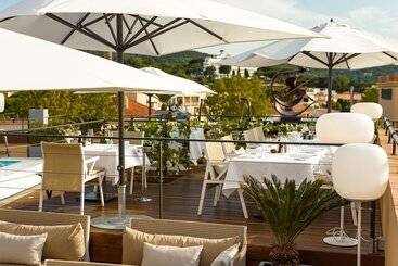 호텔 De Paris Sainttropez