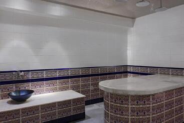 هتل Four Points By Sheraton Riyadh Khaldia