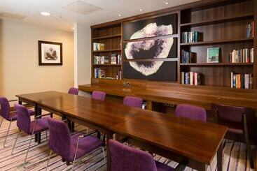 هتل Hampton By Hilton Birmingham Jewellery Quarter
