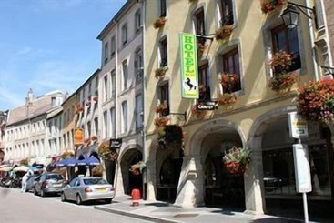 هتل Hôtel Du Cheval De Bronze