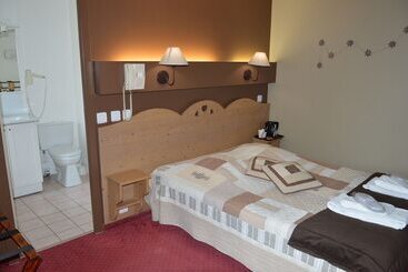 هتل Hôtel Le Dauphin