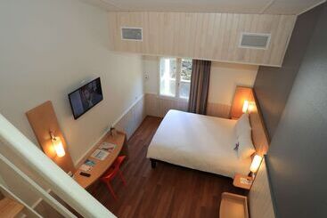 هتل Ibis Aurillac