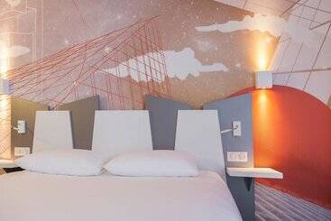 هتل Ibis Styles Poitiers Centre