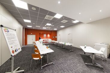 هتل Ibis Styles Poitiers Centre