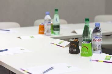 هتل Ibis Styles Poitiers Centre
