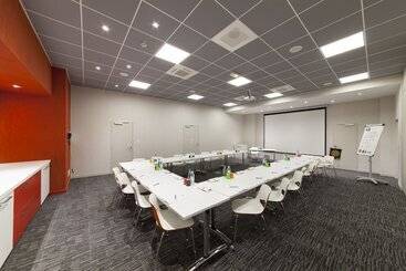 هتل Ibis Styles Poitiers Centre