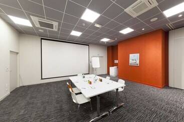 هتل Ibis Styles Poitiers Centre