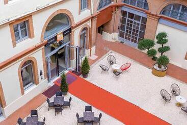Отель Ibis Styles Toulouse Capitole