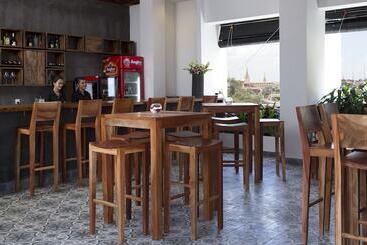 Patio Hotel & Urban Resort