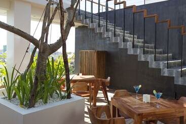 Patio Hotel & Urban Resort