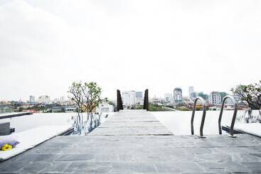 Patio Hotel & Urban Resort