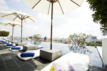 Patio Hotel & Urban Resort