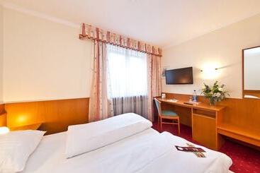 هتل Primus Frankfurt Sachsenhausen