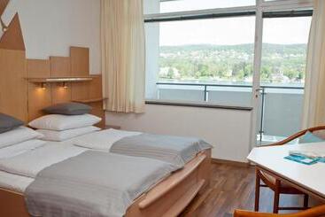 Tennis & Yacht Hotel Velden