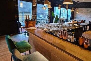 هتل Padja Hôtel & Spa Vannes
