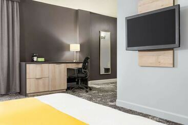 هتل Travelodge By Wyndham Alma