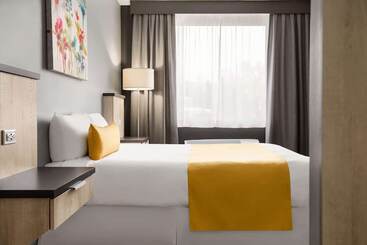 هتل Travelodge By Wyndham Alma