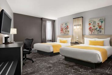 هتل Travelodge By Wyndham Alma
