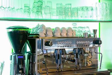 هتل Tulip Inn Eindhoven Airport