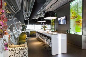 هتل Tulip Inn Eindhoven Airport
